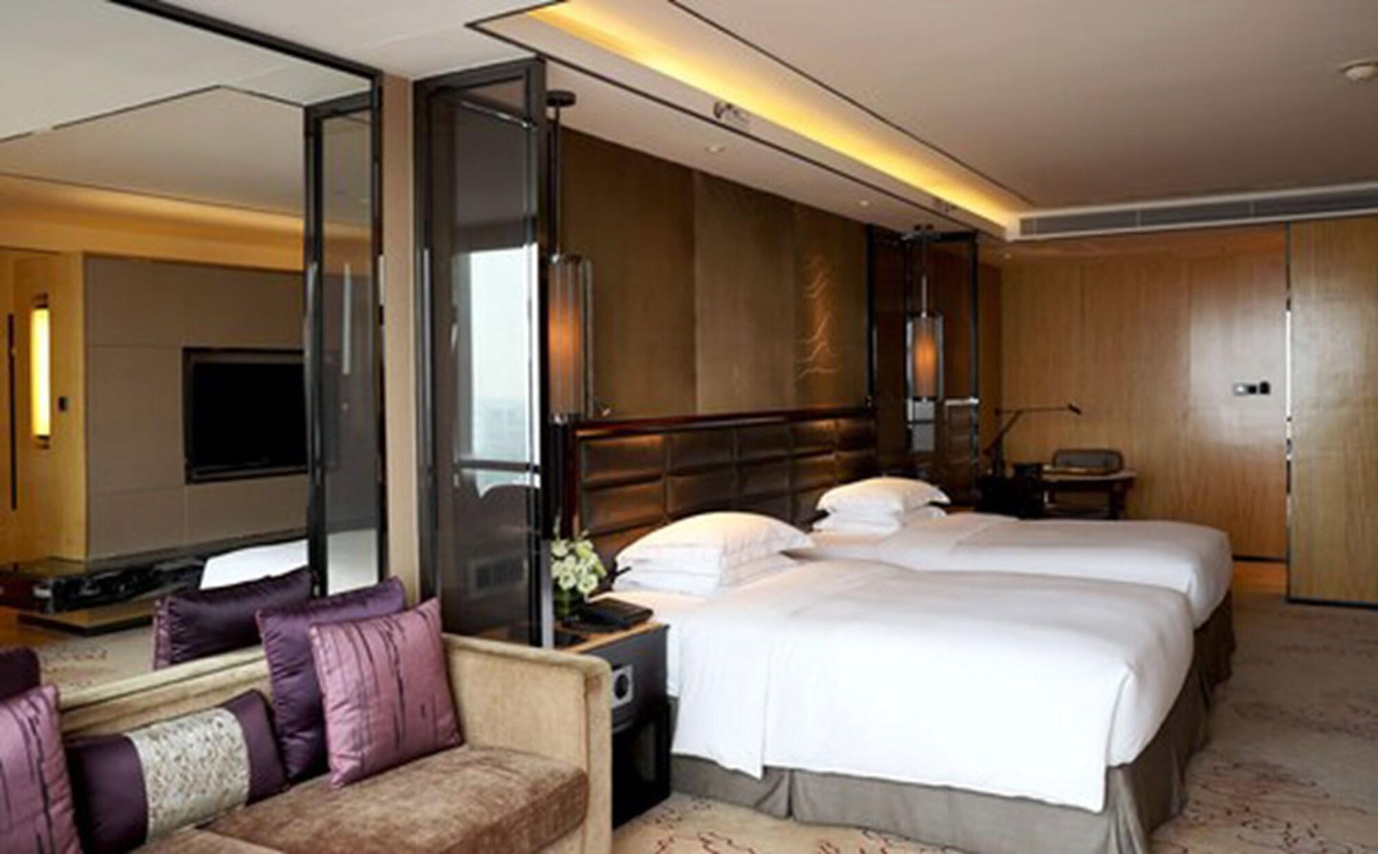 Hilton Zhongshan Downtown Экстерьер фото