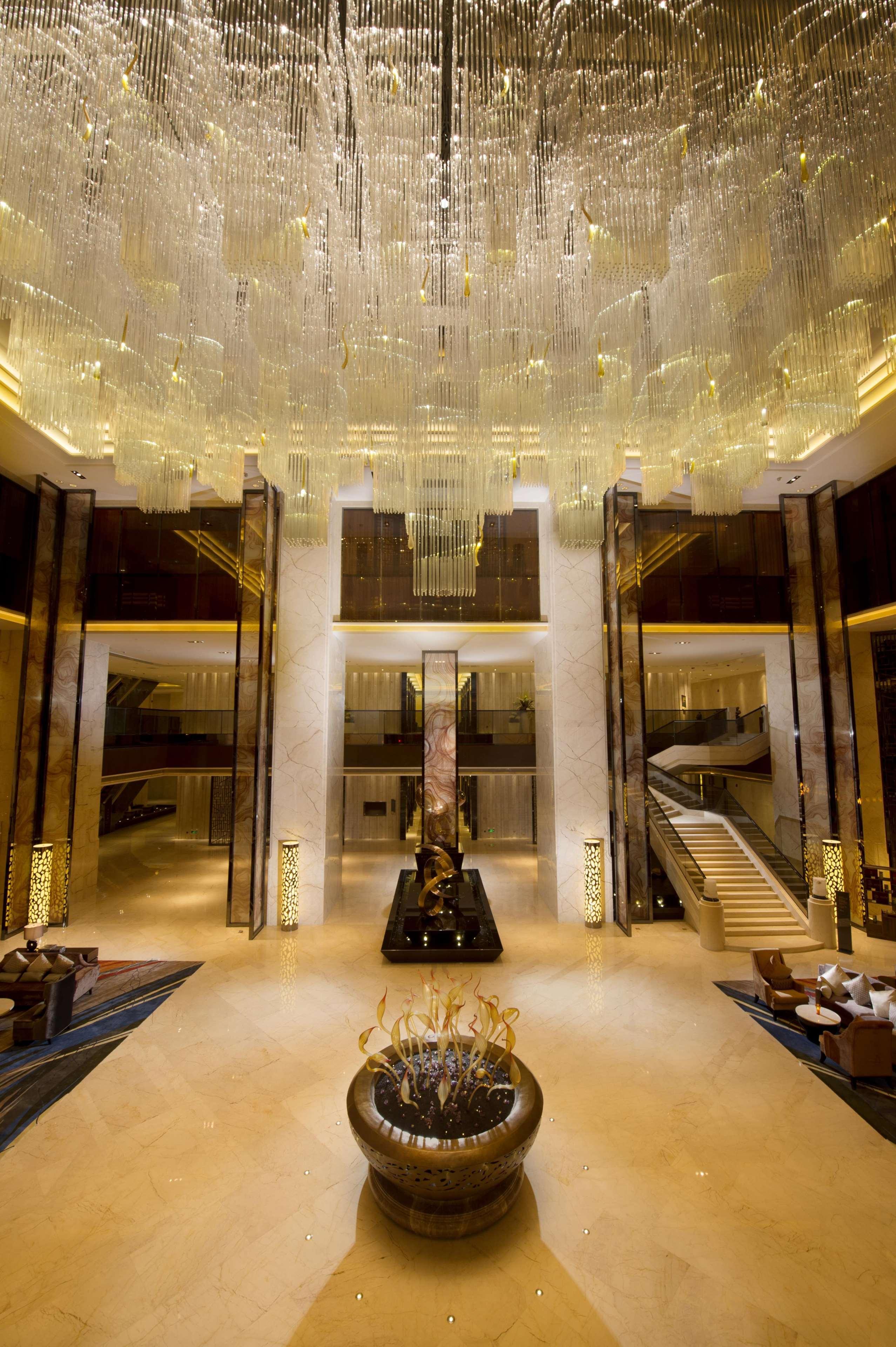 Hilton Zhongshan Downtown Экстерьер фото
