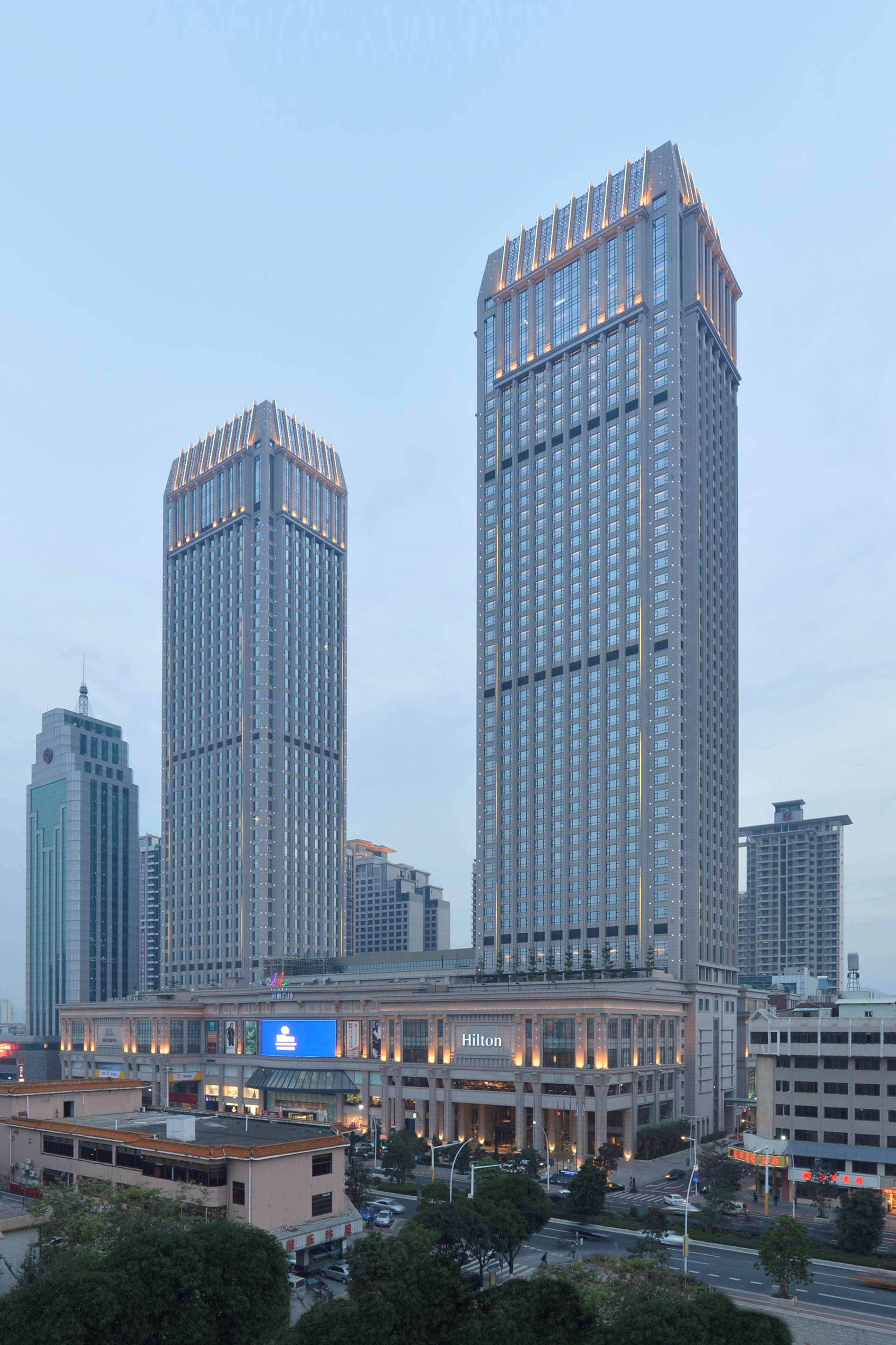 Hilton Zhongshan Downtown Экстерьер фото