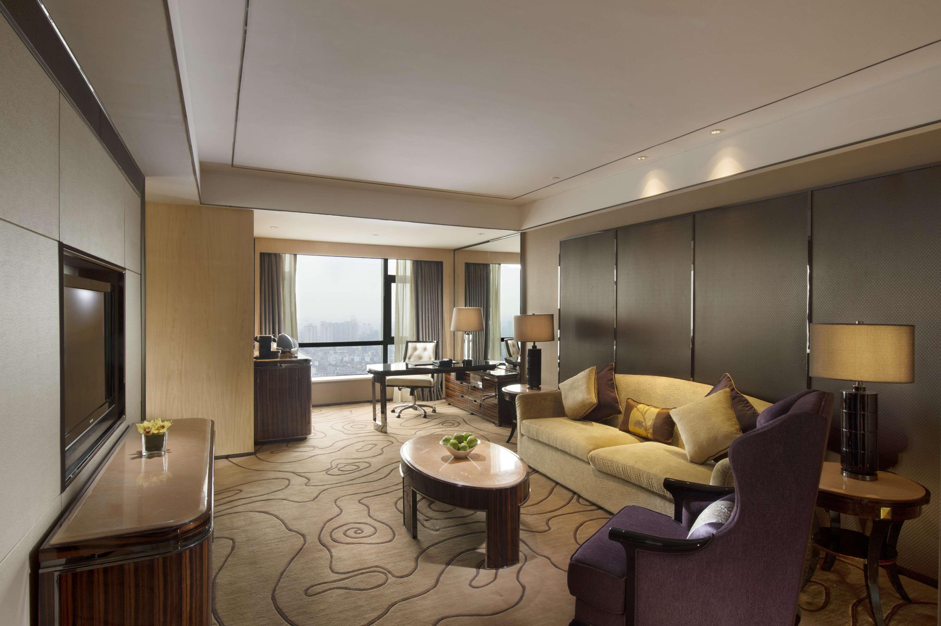 Hilton Zhongshan Downtown Экстерьер фото